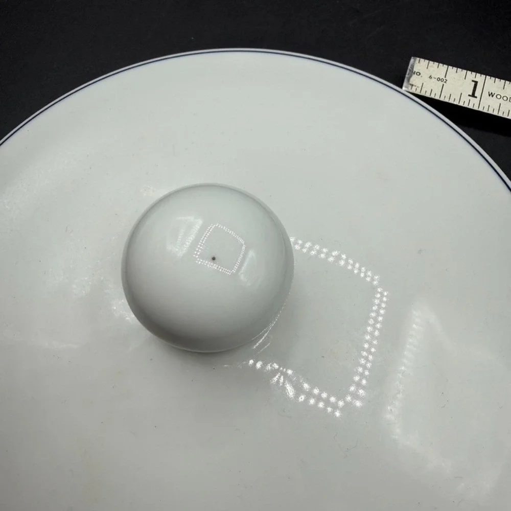 Dansk‎ Flora Bayberry Round Covered Casserole Width- 9 5/8 in Height- 3 7/8